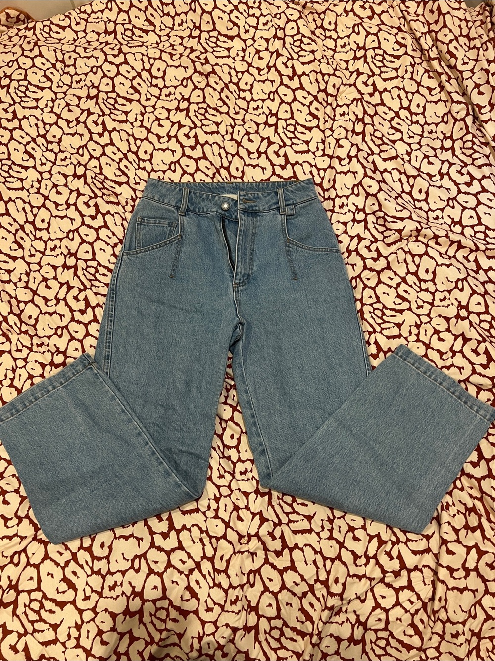 Back Beat Co. Women's Straight Leg Jeans in Light Blue